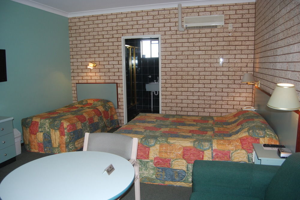 The Aberdeen Motel Даббо Экстерьер фото